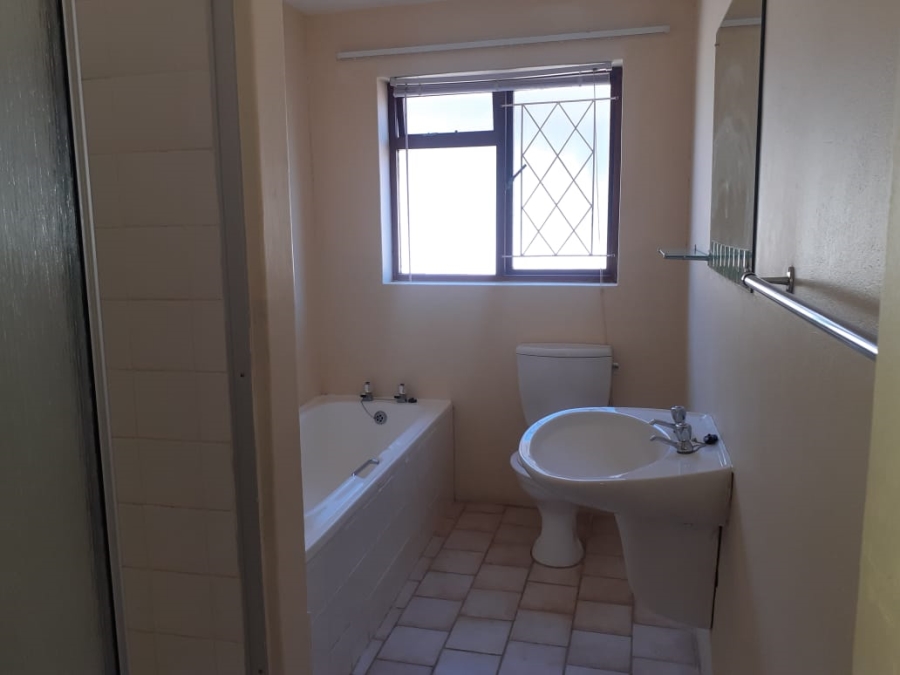 To Let 3 Bedroom Property for Rent in Ferreira Town Eastern Cape